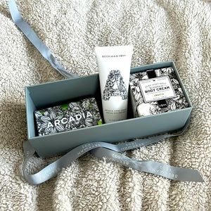 Beekman 3 Piece Arcadia Set - Brand New